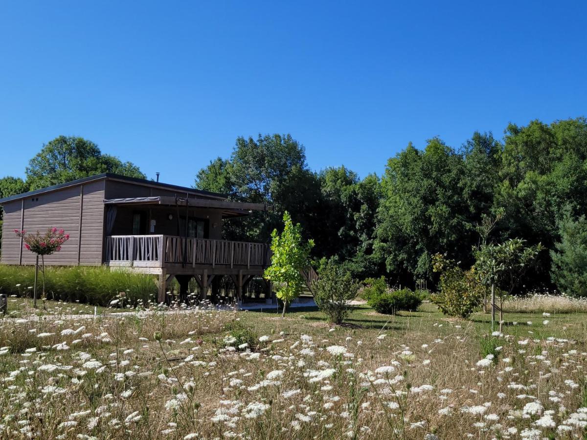 Les Chalets Du Moulin De Valade Condat-sur-Trincou Exterior foto